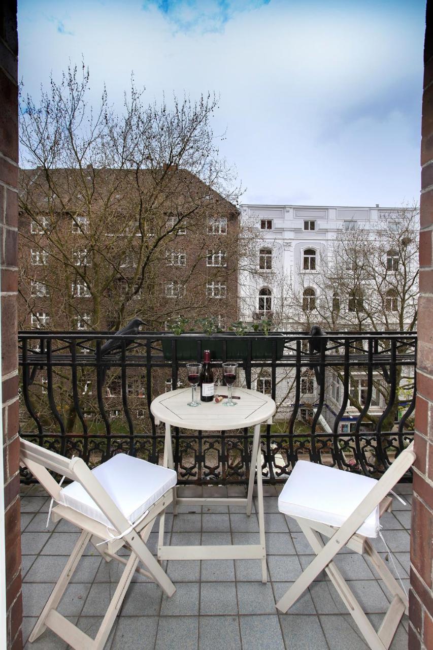 Hotel Fresena Im Dammtorpalais Hamburgo Exterior foto