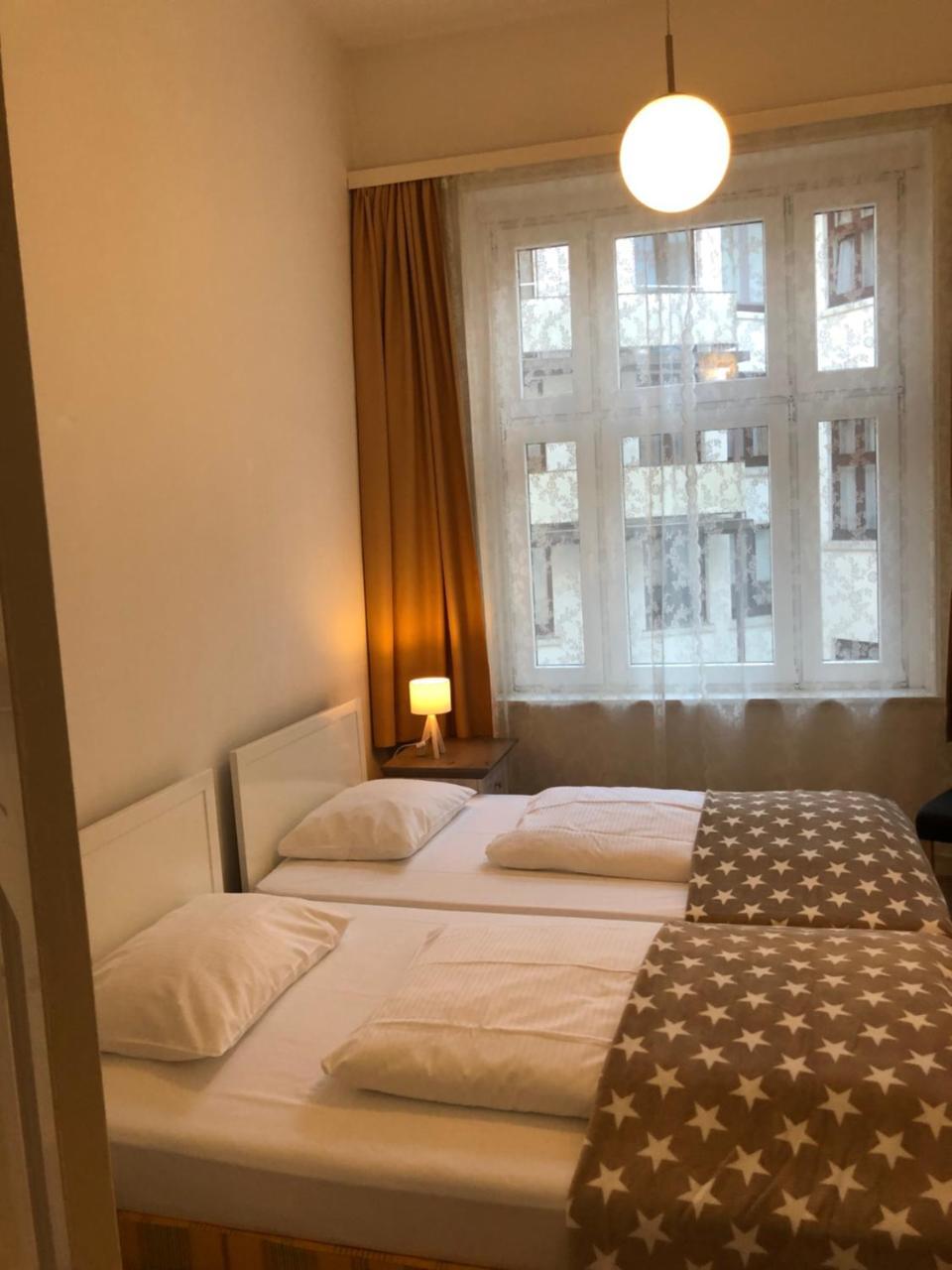 Hotel Fresena Im Dammtorpalais Hamburgo Exterior foto